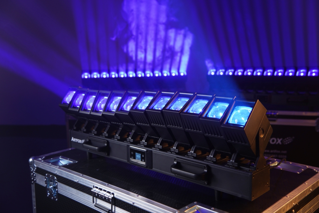 Wall wash light:12x60w, Beam wash 2-in-1, each head control individually